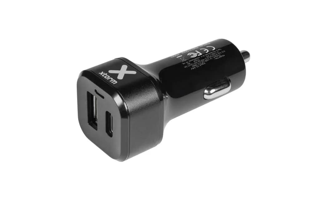 Xtorm pikalaturi autoon USB-C PD 30W & USB QC3.0 18W -laturi, Musta