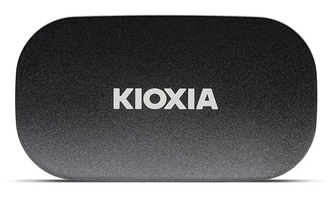 Kioxia EXCERIA PLUS G2 2 Tt USB 3.2 Gen 2 (USB-C) -ulkoinen SSD, kannettava, iskunkestävä, laitteistosalaus, pelikäyttöön, musta – Kioxia