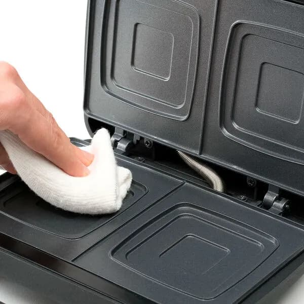 BLACK+DECKER Classic -voileipägrilli, 750 W – BLACKANDDECKER