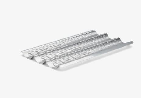 De Buyer Perforoitu patonkipelti ruostumatonta terästä, 3:lle patongille, 400 x 245 mm – De Buyer
