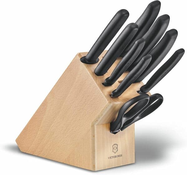 Victorinox Classic -veitsitukkisetti, 9 osaa, pyökki/musta – Victorinox