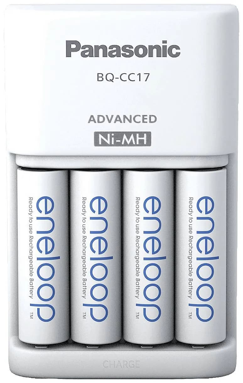 Panasonic Eneloop akkulaturi + 4 x AA-akku 1900 mAh