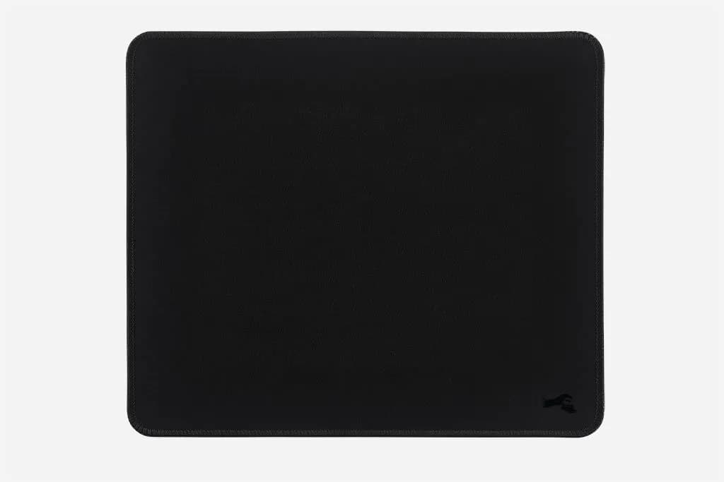 Glorious Large Stealth Edition -pelihiirimatto, 330x280 mm, musta – GLORIOUS