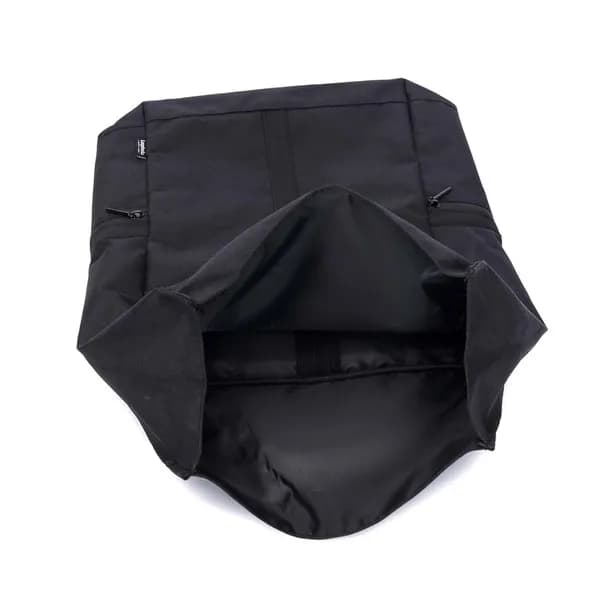 KUNGSBACKA Reppu Revna 15,6" Musta