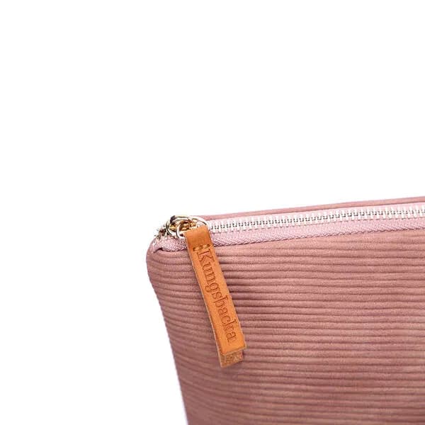 KUNGSBACKA Toilettilaukku Astrid Iso Pinkki – KUNGSBACKA