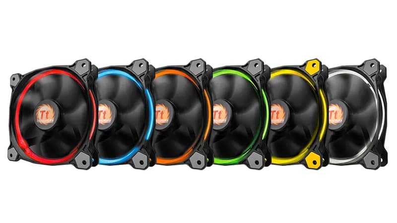 Thermaltake Riing 12 LED RGB -kotelotuuletin - 120 mm - Musta