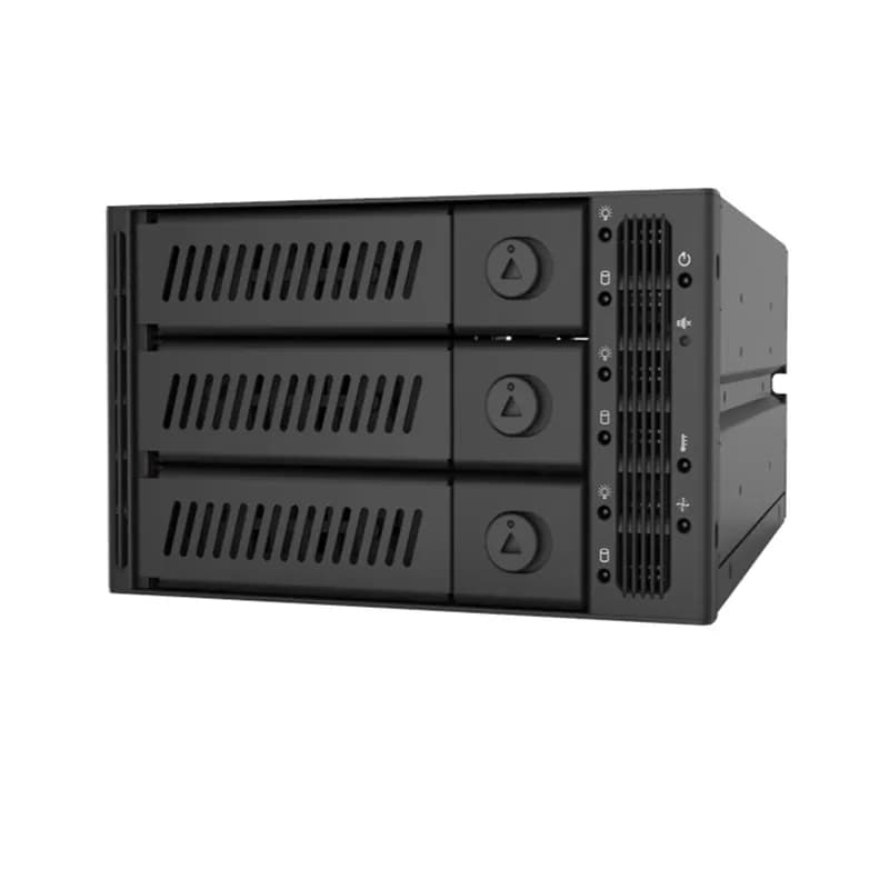 CHIEFTEC CMR-2131SAS 5,25" → 3,5" asemaräkki, 3-paikkainen, SATA/SAS, hot swap, musta – Chieftec