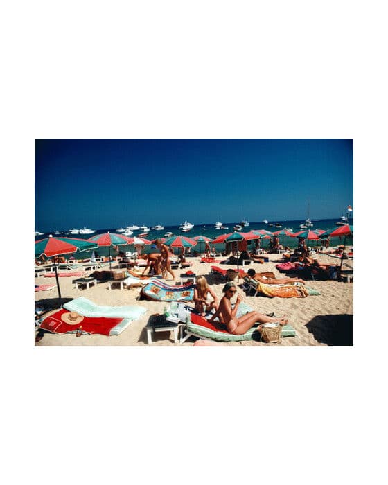 Beach at St. Tropez – Slim Aarons