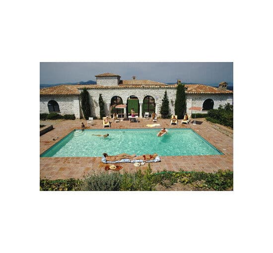 Pool in St Tropez – Slim Aarons