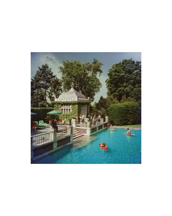 Family Pool – Slim Aarons