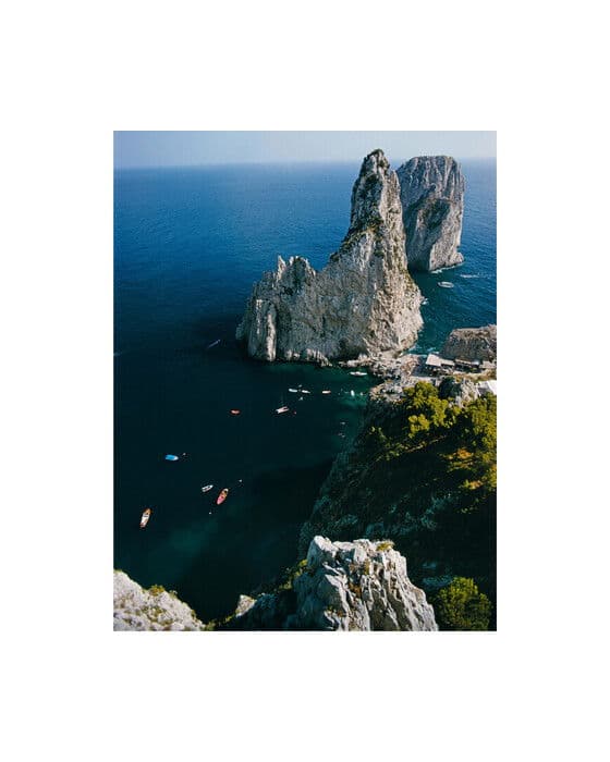 Faraglioni Rocks – Slim Aarons