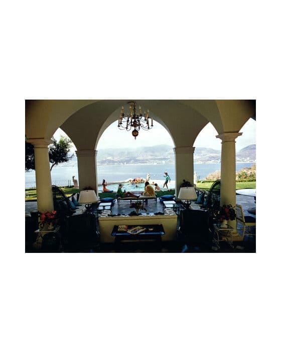 Acapulco Villa – Slim Aarons