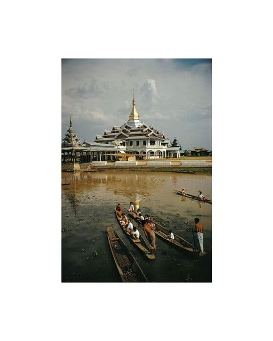 Hpaung Daw U Pagoda – Slim Aarons