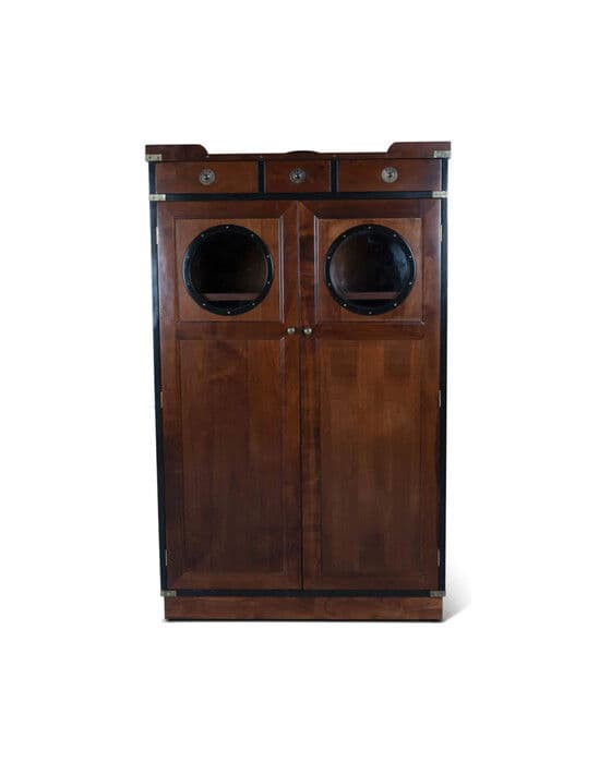 Porthole kaappi – Authentic Models