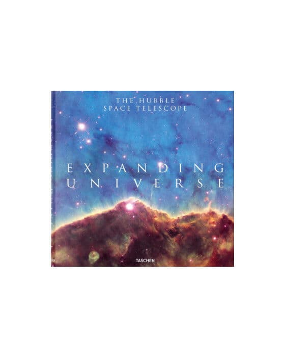 Expanding Universe. The Hubble Space Telescope