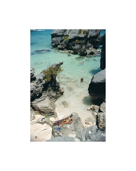 On The Beach in Bermuda – Slim Aarons