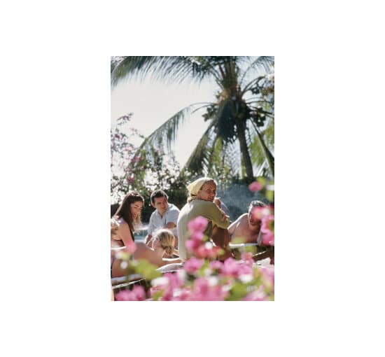 Alice in Acapulco – Slim Aarons