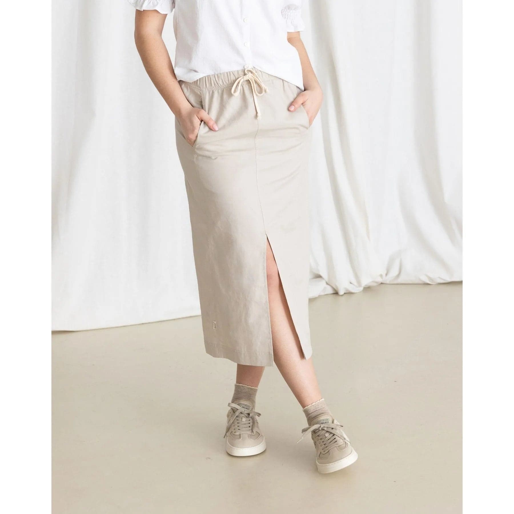 Long Hame Beige – CLOTSY BRAND