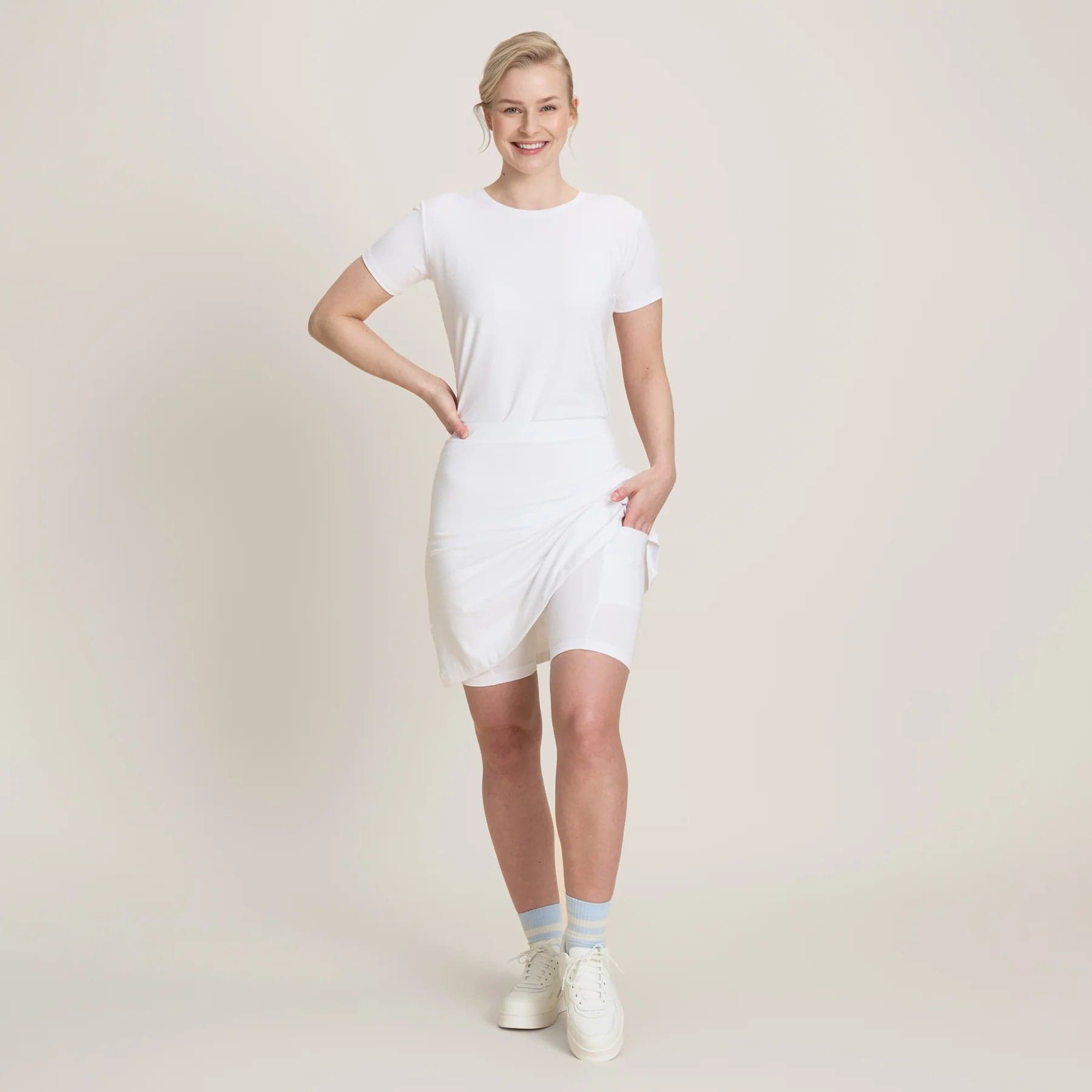 Lempi Treenihame Valkoinen – Tam Silk