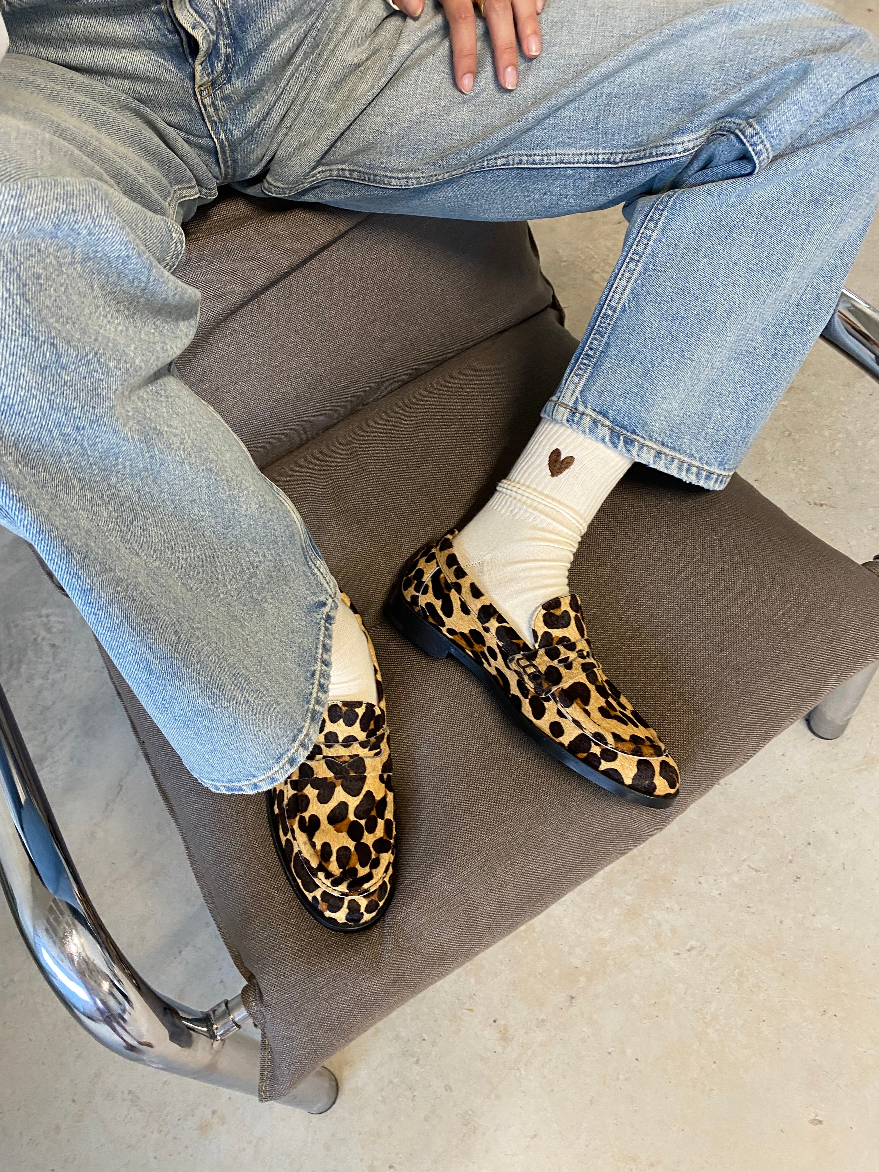 Brown Heart Socks Ecru