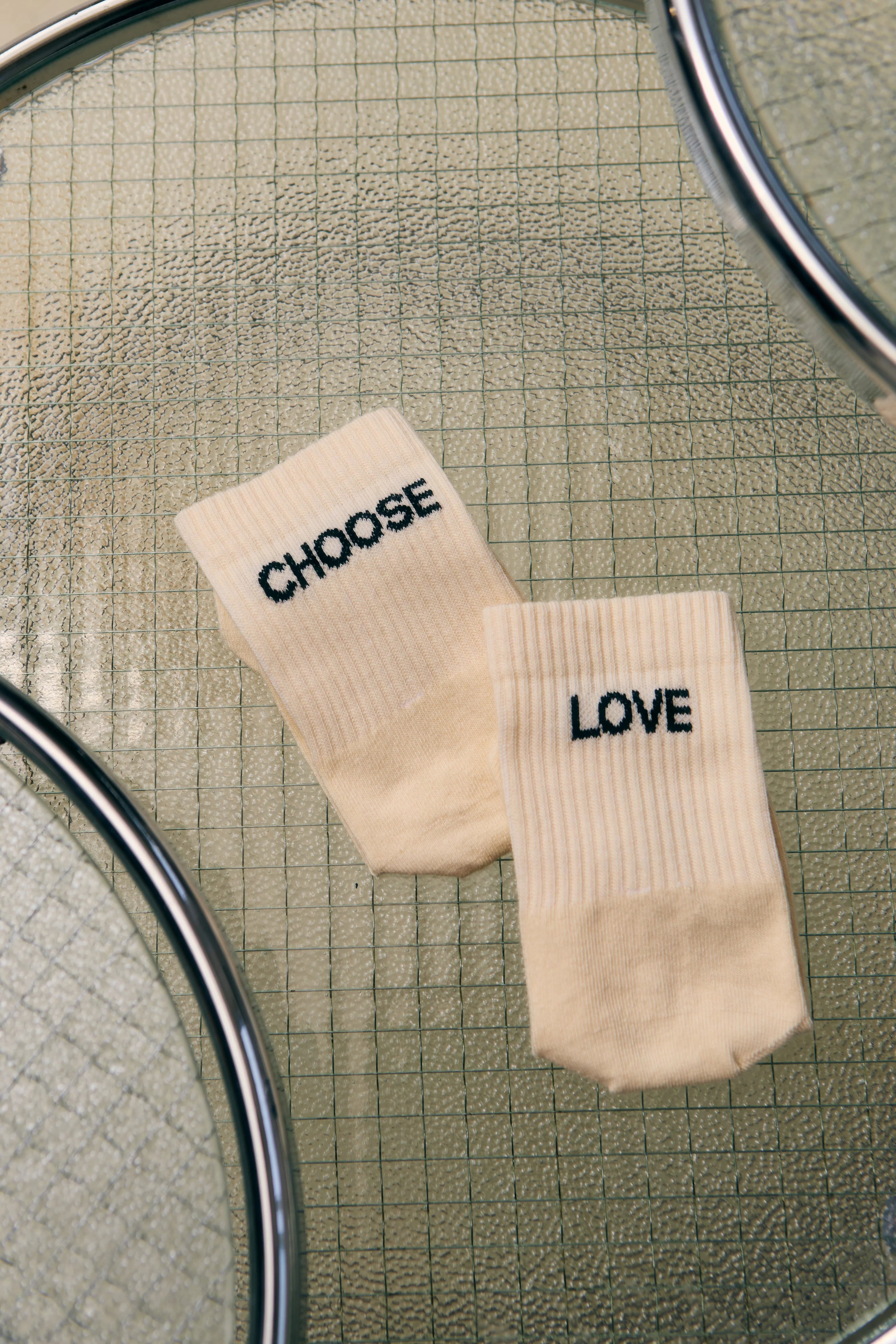 Choose Love Sukat – JUTELAUNE