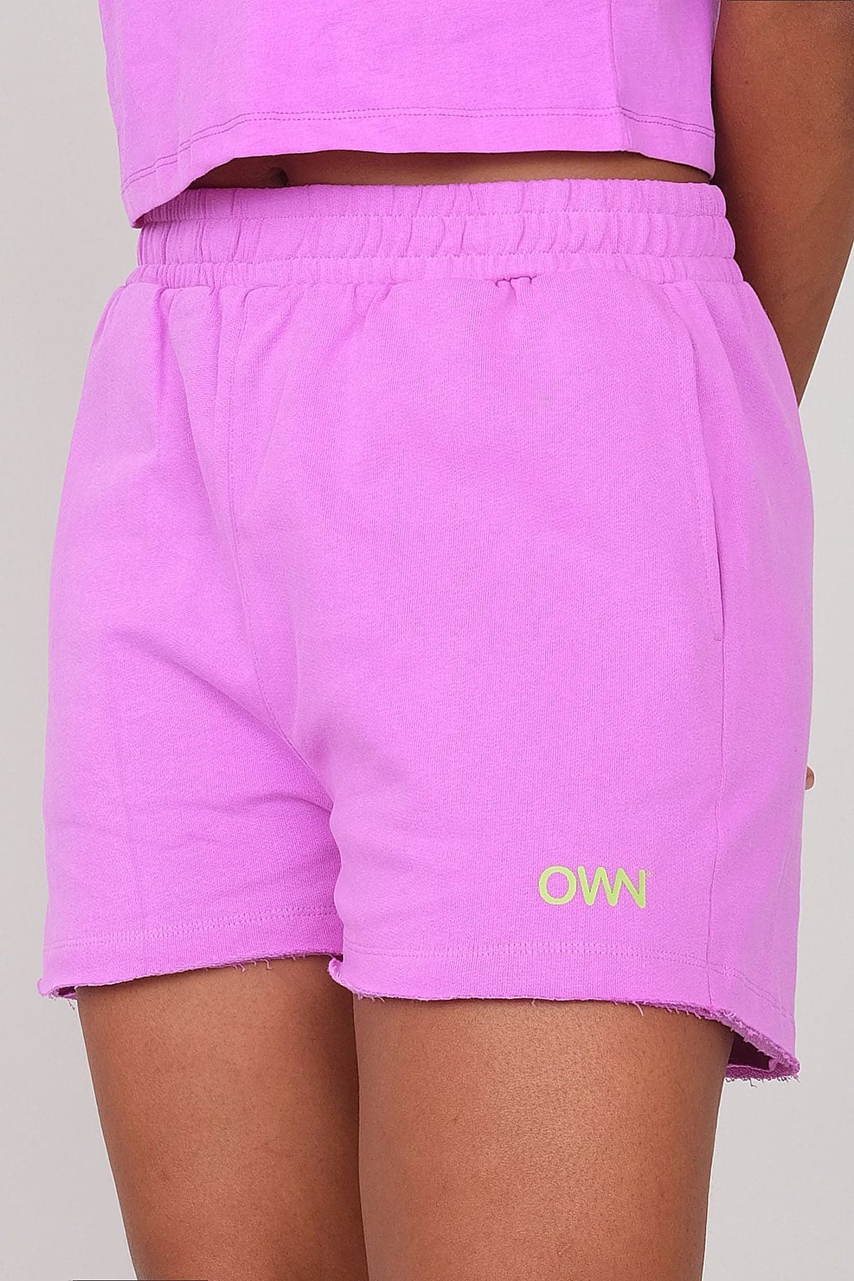Live Cut Shorts Anemone
