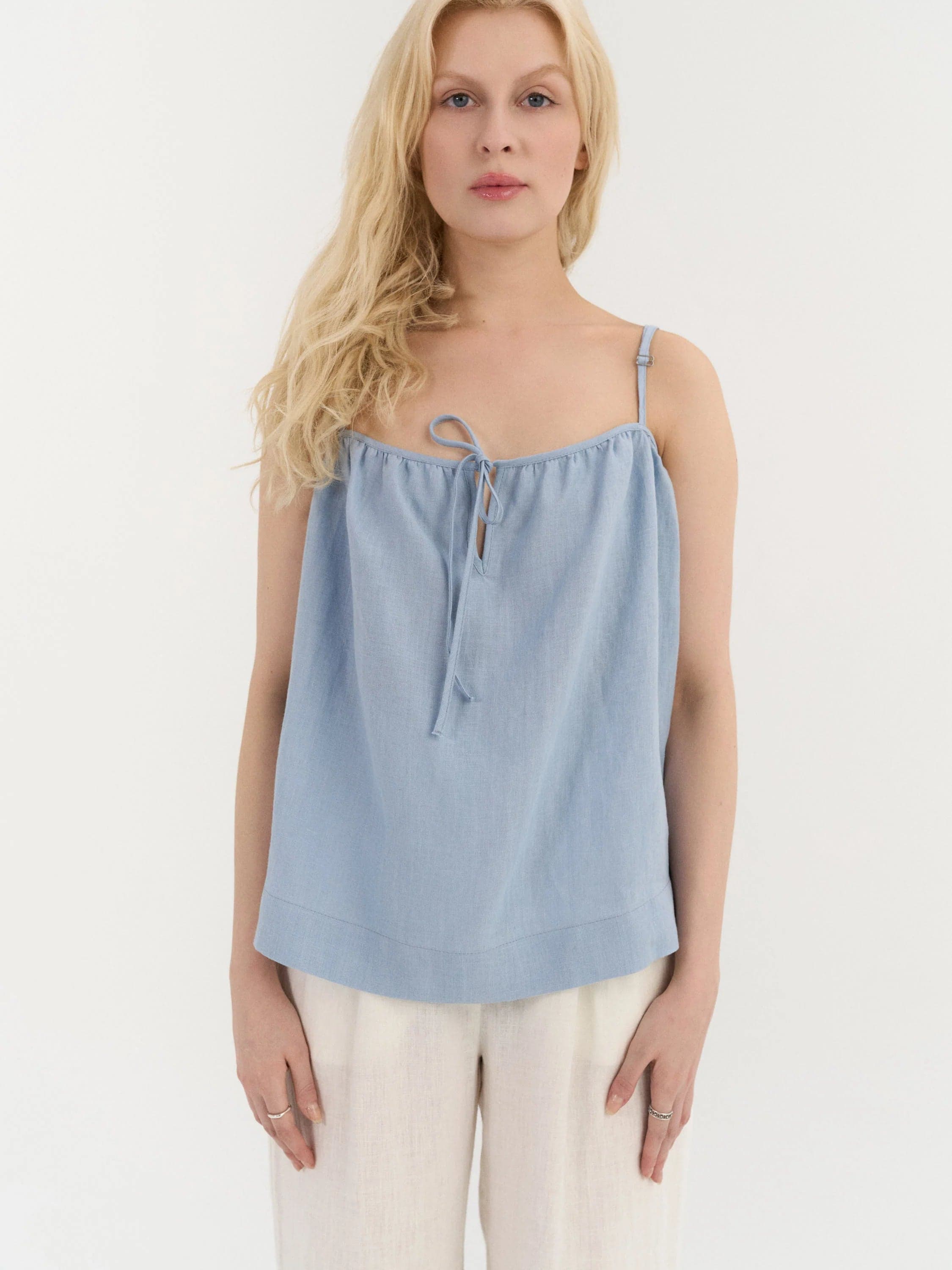 Lola Toppi Pellava Powder Blue