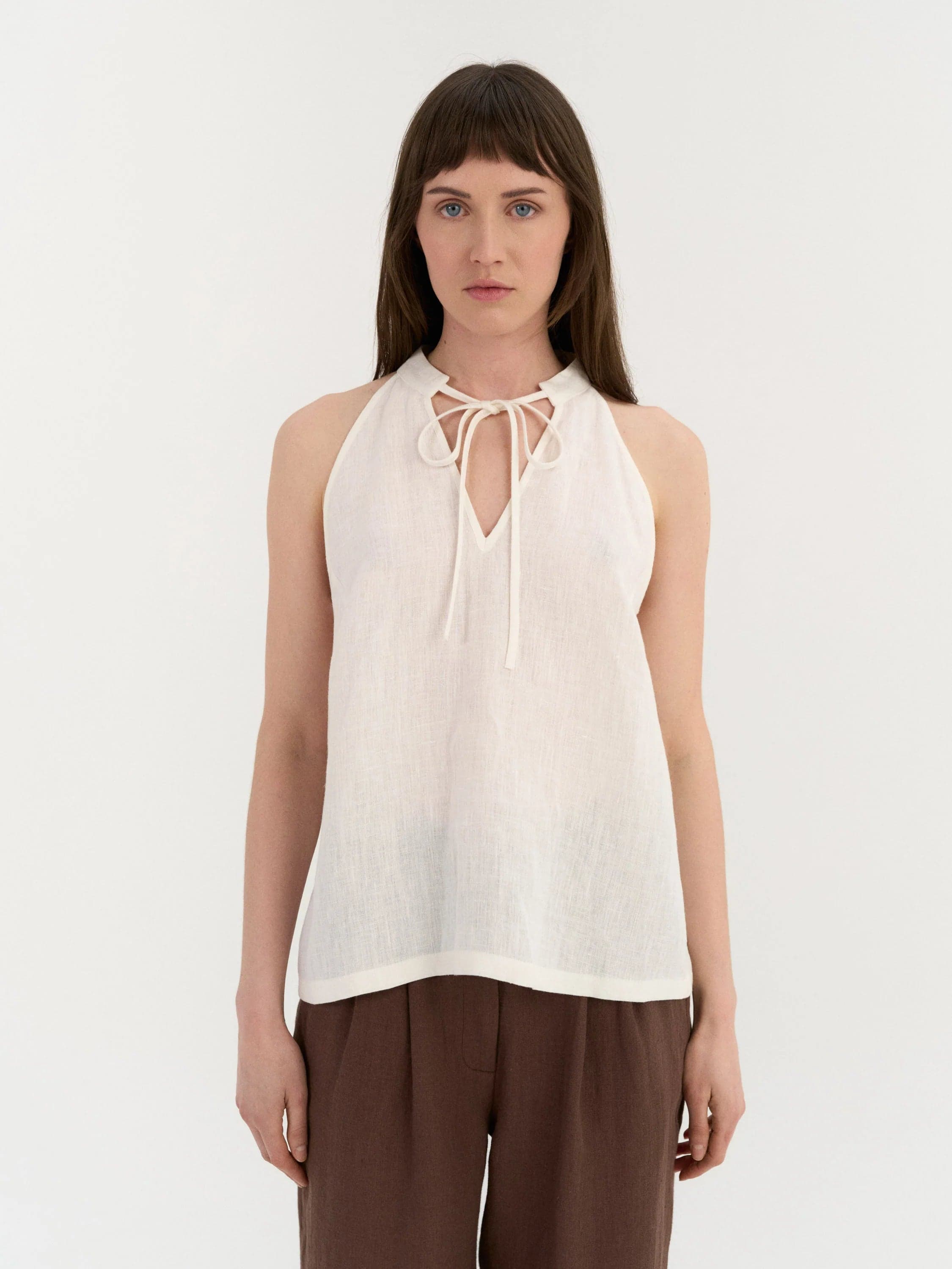 Amora Toppi Pellava Soft White