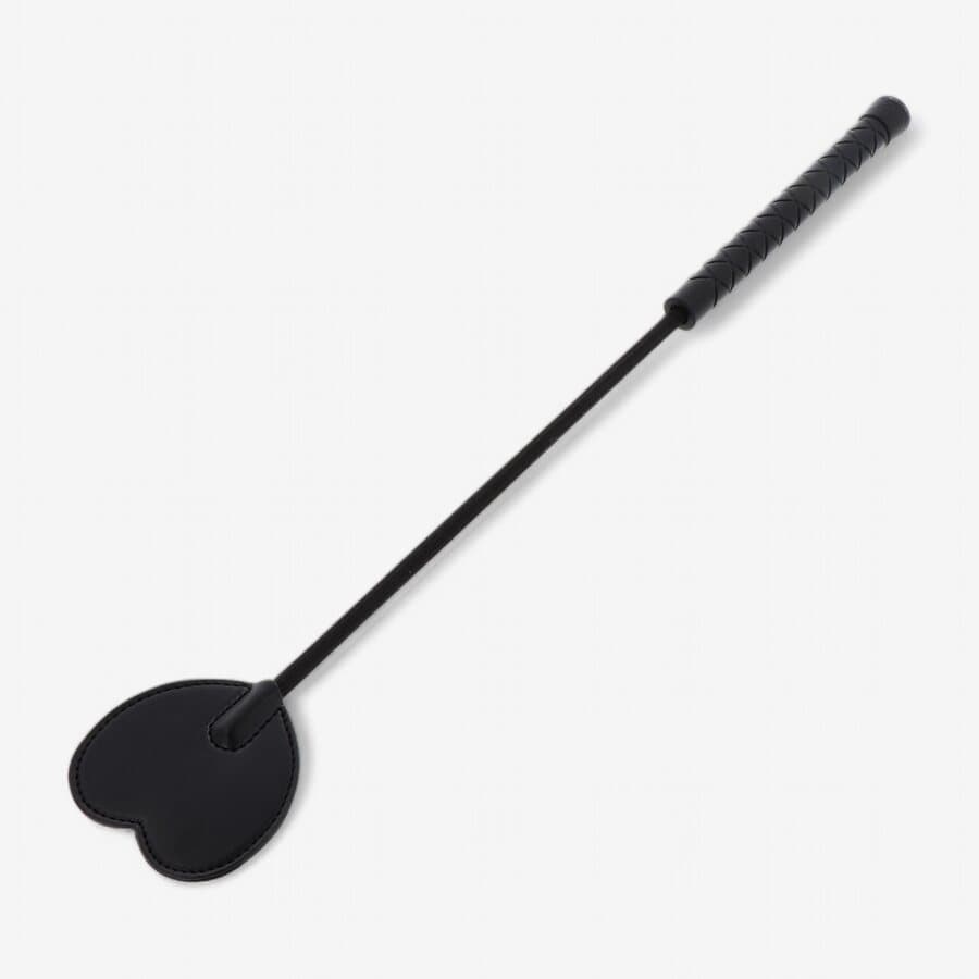 Hidden Desire Sydänpäinen BDSM-piiska 45 cm – Fetissipiiska hallittuun nautintoon