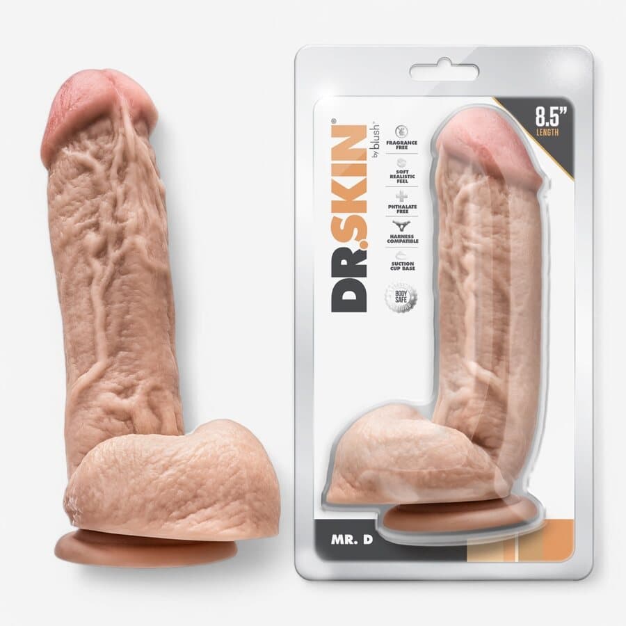 Blush Novelties Dr. Skin Mr. D 8,5” – Realistinen Dildo Kiveksillä & Imukupilla (22 cm, Ø 5 cm) – Blush Novelties