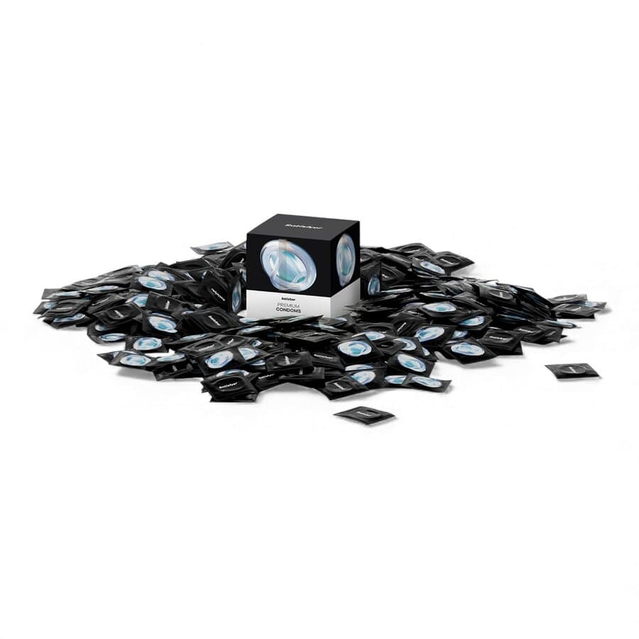 Satisfyer NaturalFit Condoms – 100 kpl – Aito tuntuma & täydellinen istuvuus (7 kokovaihtoehtoa)