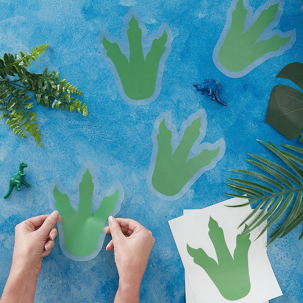 Tarrat - Dinosaurusksen jalanjäljet