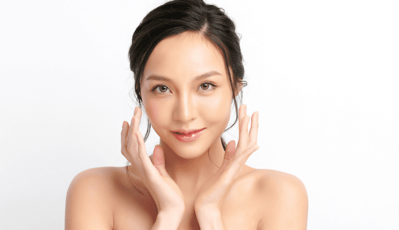 Happokuorinta, mikroneulaus ja LED-valohoito kasvoille | -64 % | Tampere - Happokuorinta, mikroneulaus ja LED-valohoito kasvoille