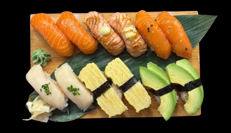 Ginza Sushi Bar - Sushilajitelma tai Poke bowl | jopa -48 % | Helsinki, Kluuvi