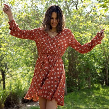 Lyhyt mekko Soi Paris x Spartoo  PAPILLES  EU S – Soi Paris x Spartoo