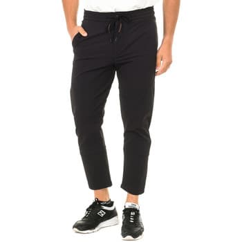 Jogging housut / Ulkoiluvaattee Napapijri  NP0A4E8A-041  EU XXL – Napapijri