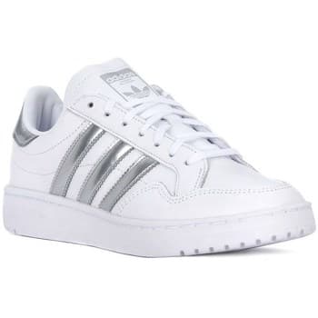 Kengät adidas  Team Court W  36 2/3 – Adidas