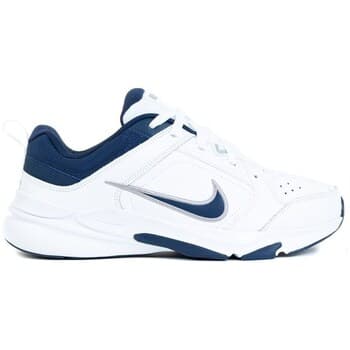 Kengät Nike  Defyallday  42 1/2