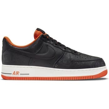 Kengät Nike  Air Force 1 07 Premium  42