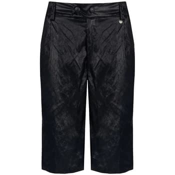 Shortsit & Bermuda-shortsit Rinascimento  CFC0119361003  IT XS