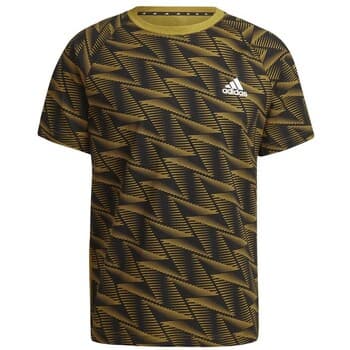 Lyhythihainen t-paita adidas  Designed For Gameday Travel  EU S – Adidas