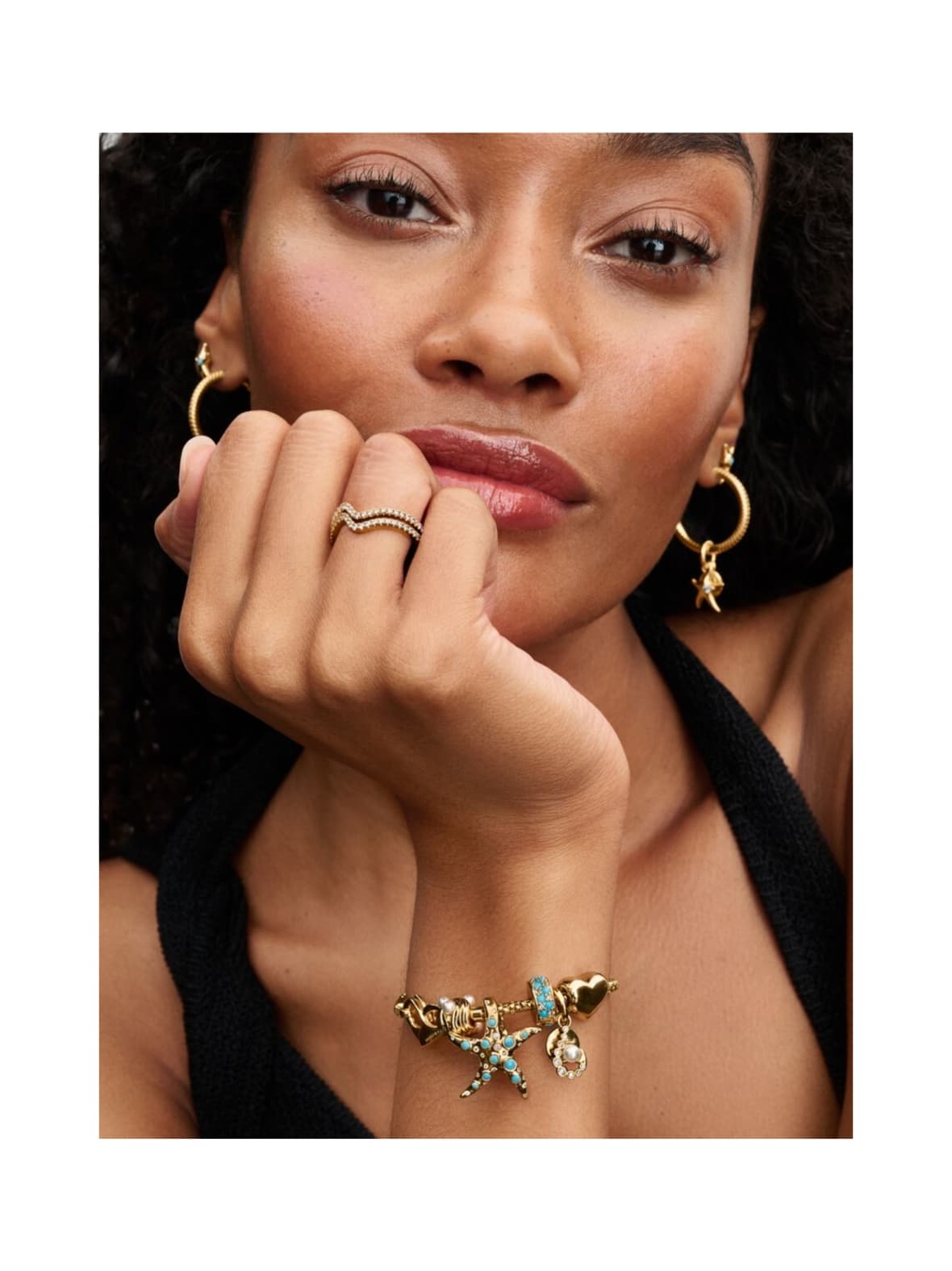 Gold-plated clip with icy blue and capri blue crystal and silicone grip-763902c01 – Pandora