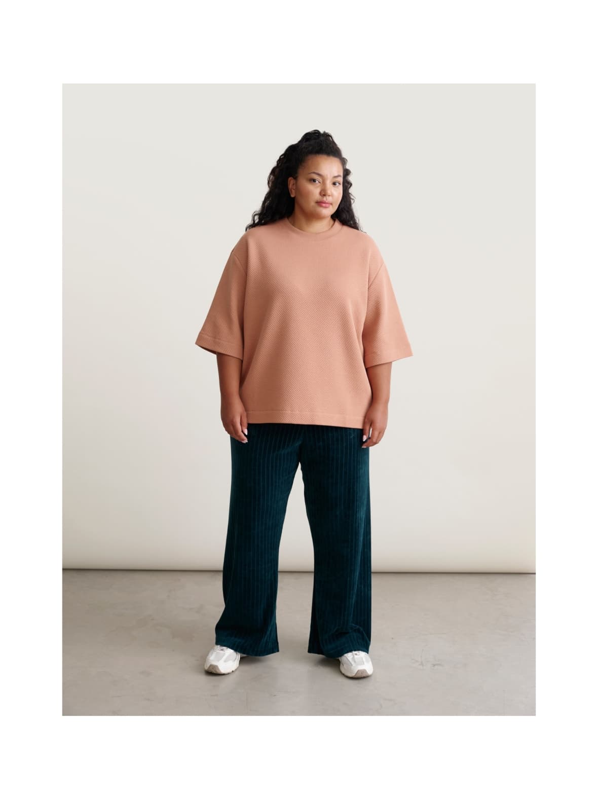 Honeycomb t-paita, nougat – Mainio