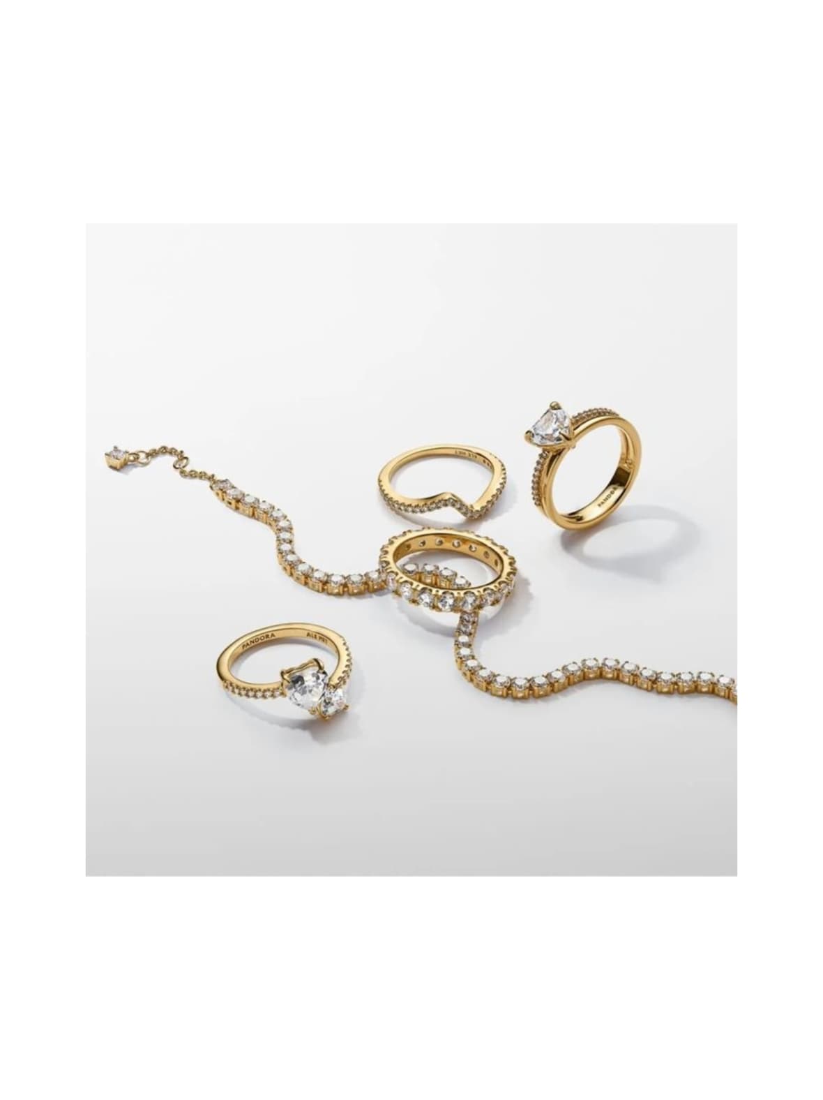 Säihkyvä tennisrannekoru kullattu / sparkling tennis bracelet 14k gold plated 561469c01 – Pandora