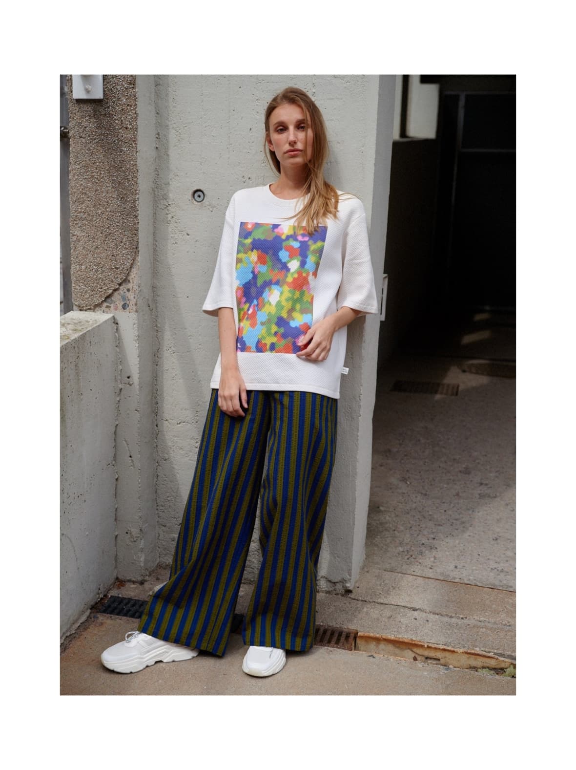 Stripy aikuisten seersucker-housut – Mainio