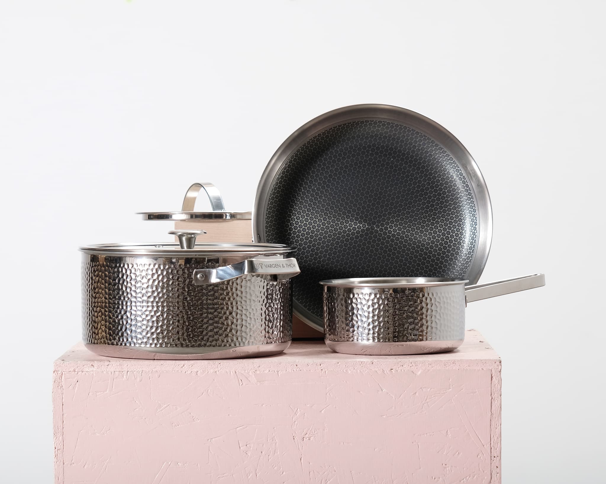 Vargen & Thor Kroma kattilasarja, 3 osaa