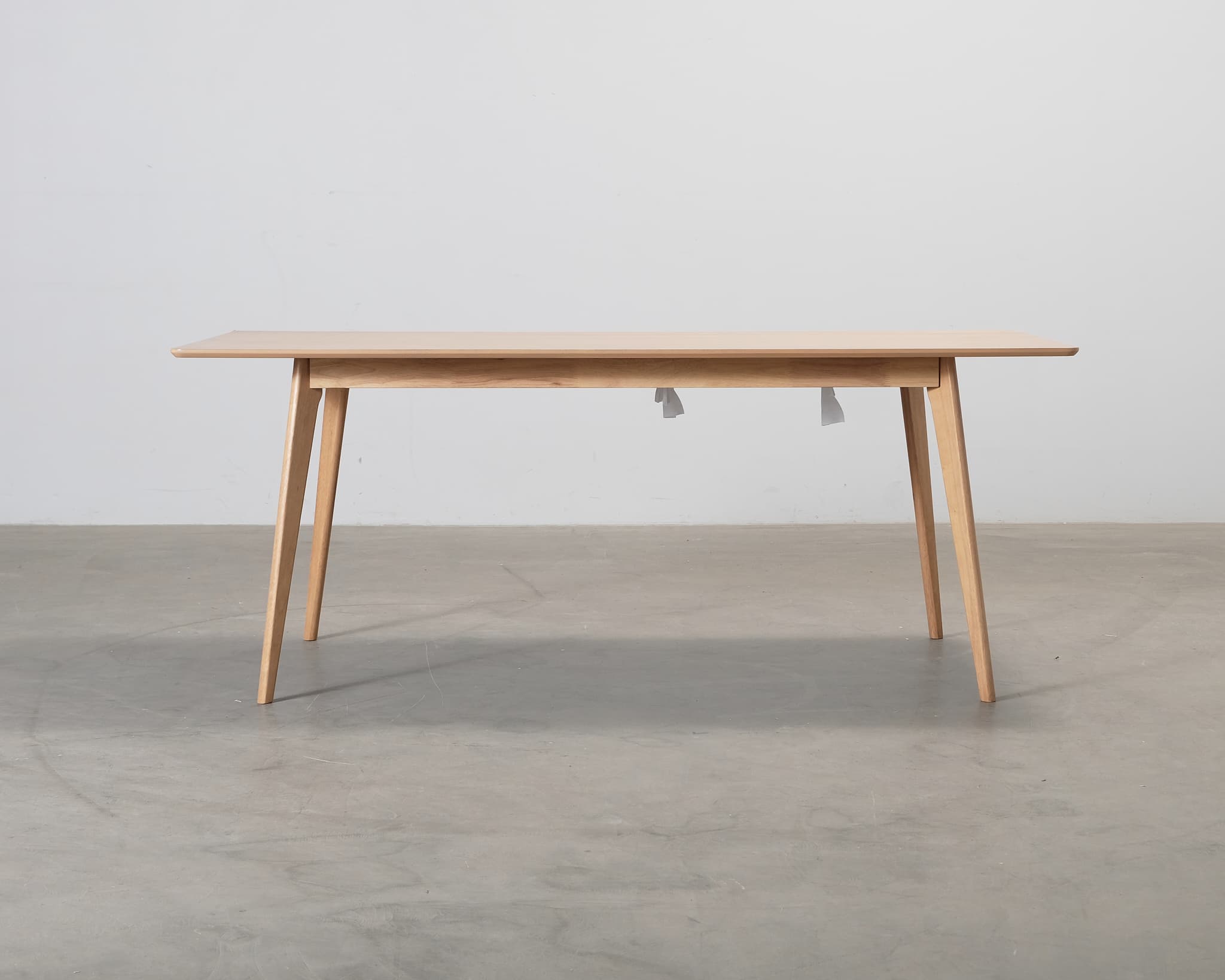 Tyrö ruokapöytä 190 cm