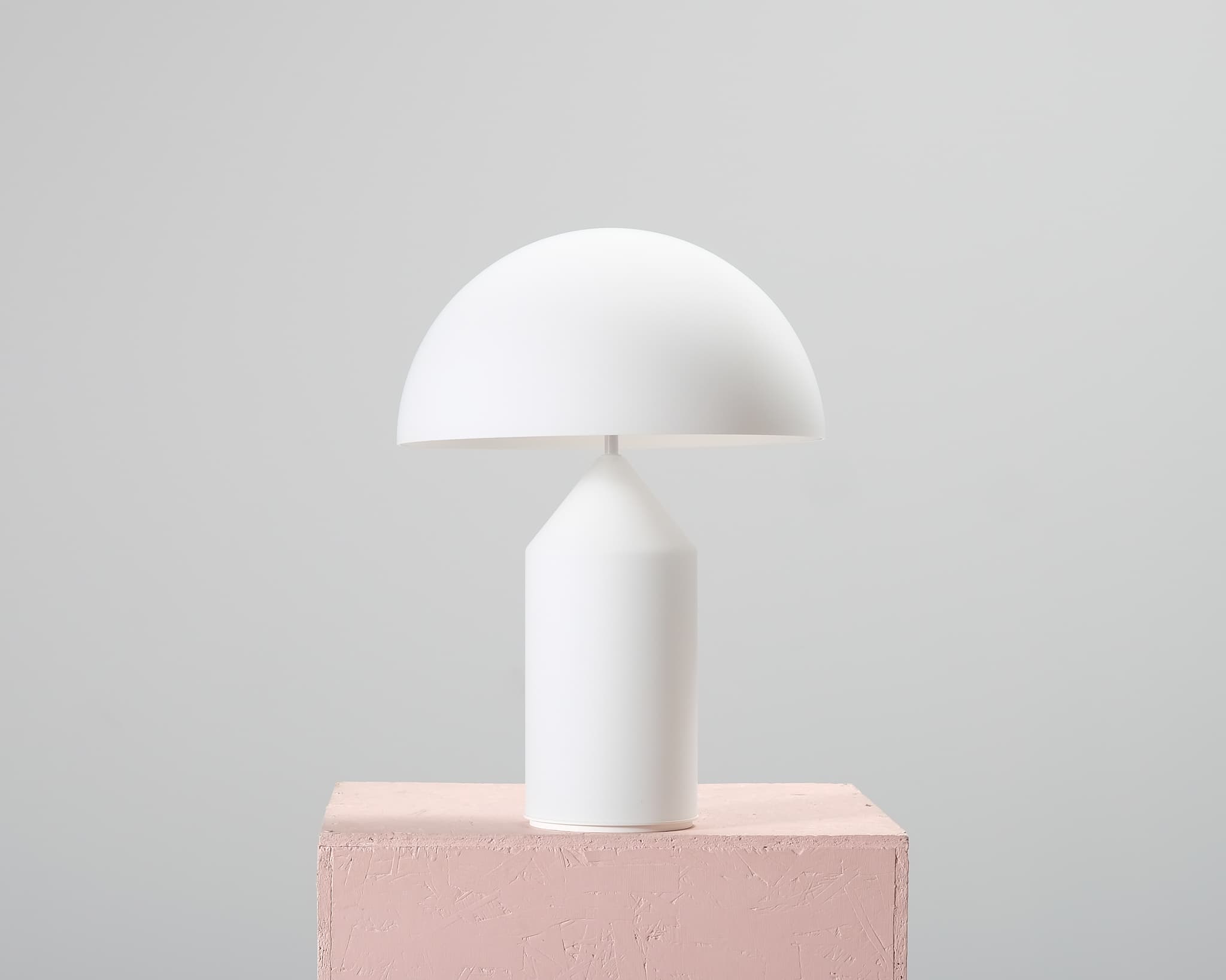 Oluce Atollo 237 pöytävalaisin 50 cm Opal