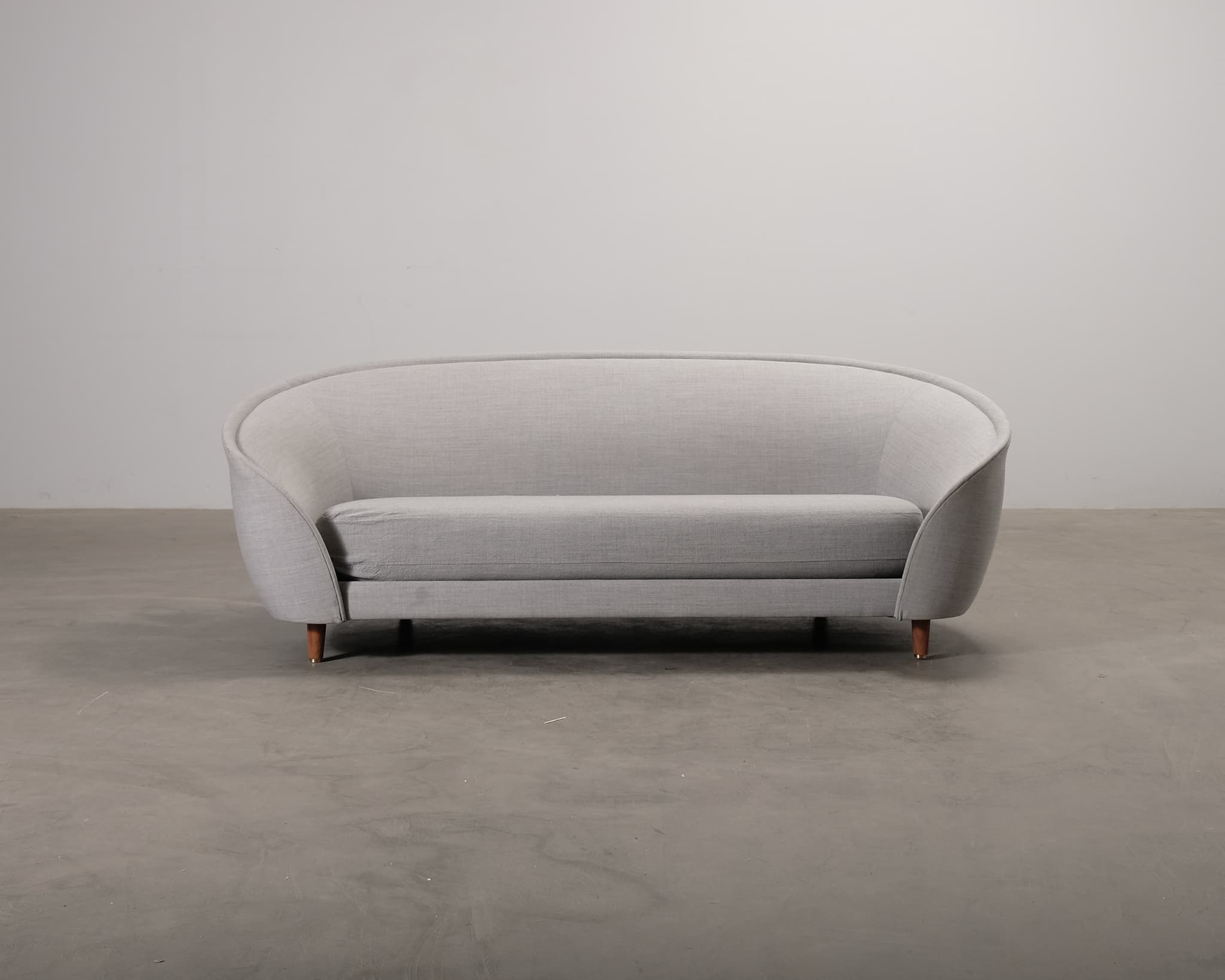 GUBI Revers 2,5-istuttava sohva harmaa