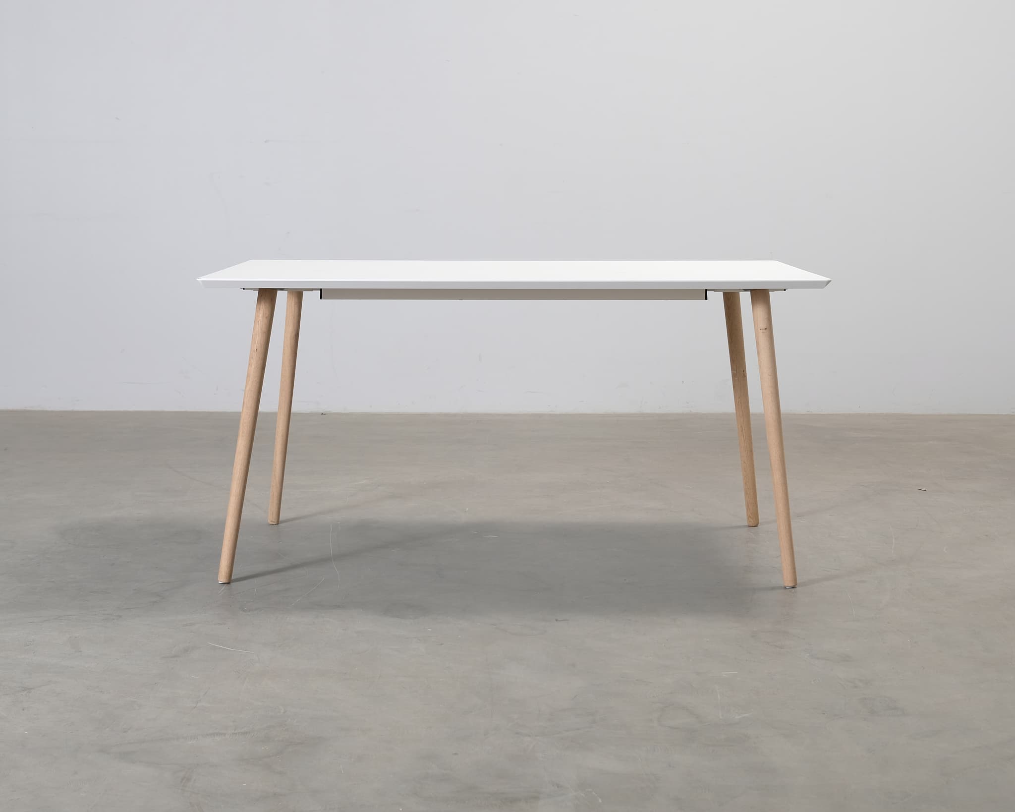 Sofacompany Allie ruokapöytä 150 cm valkoinen – Sofacompany